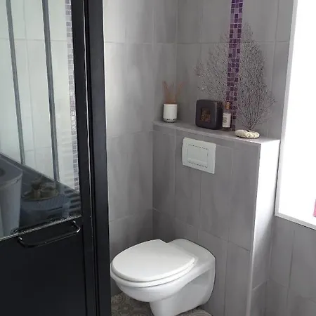 Le Saint-claude, Appt Au Coeur De Apartament La Rochelle (Charente-Maritime)