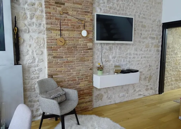 Le Saint-claude, Appt Au Coeur De La Rochelle (Charente-Maritime)